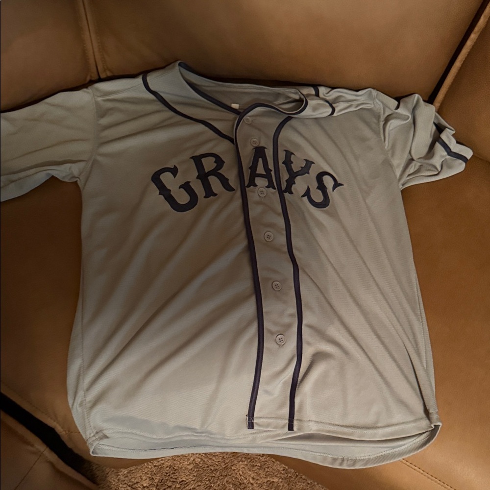 Gibson Gray Jersey with Navy Details